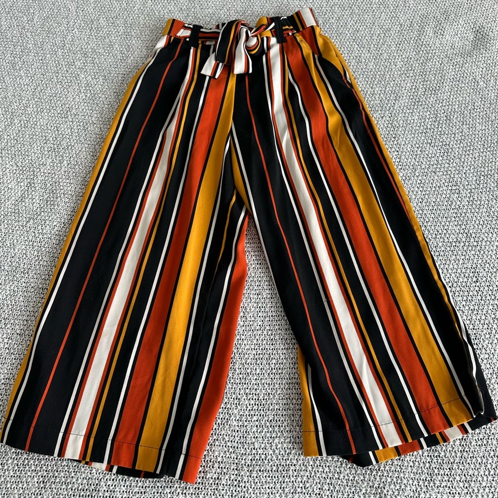 Zara cropped stripped relaxed pants
